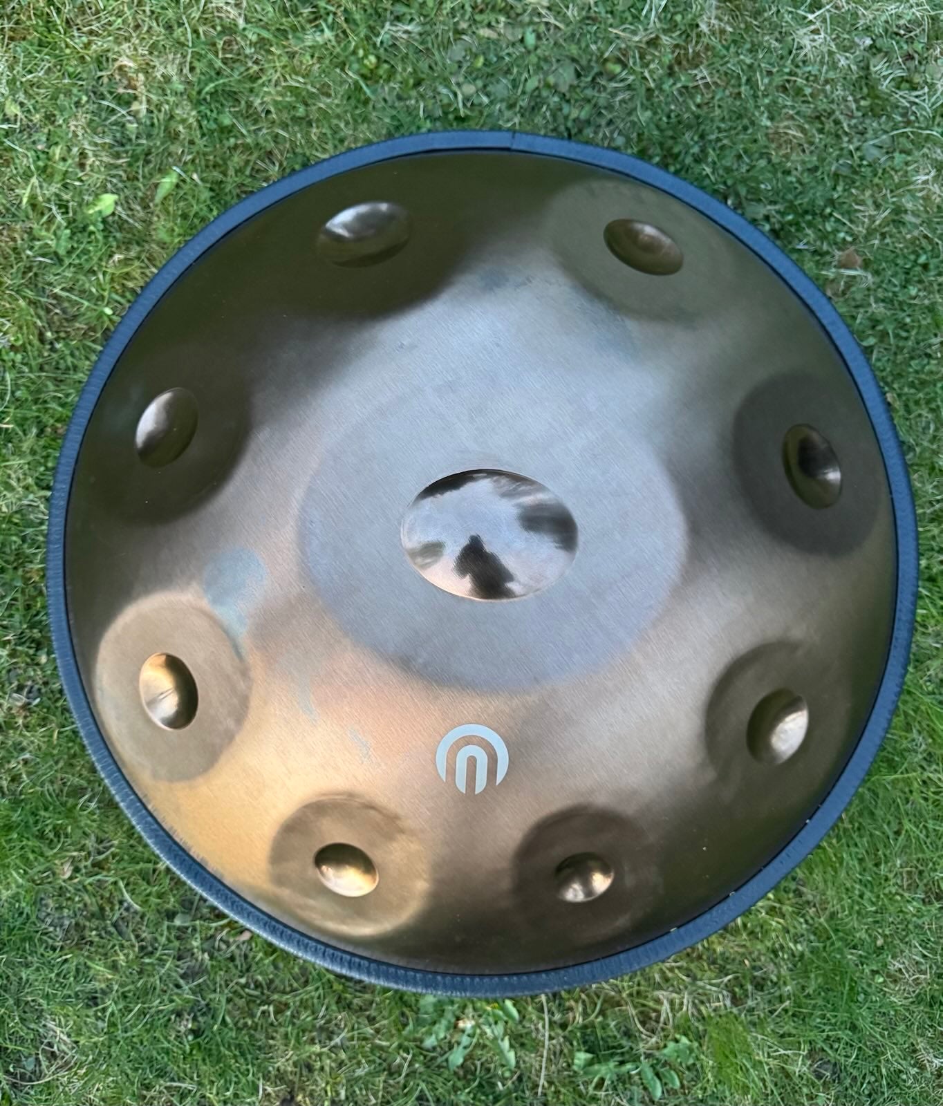 Arsha Pro Handpan D Kurd 8+1 mit Hardcase