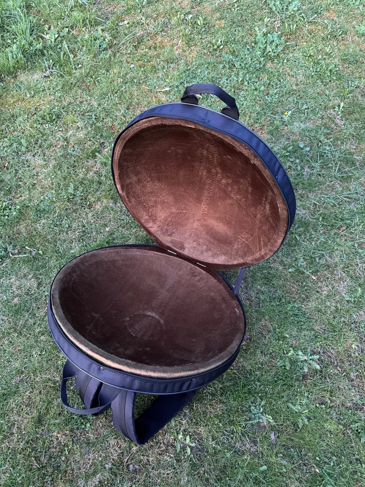 Arsha Pro Handpan D Kurd 8+1 mit Hardcase